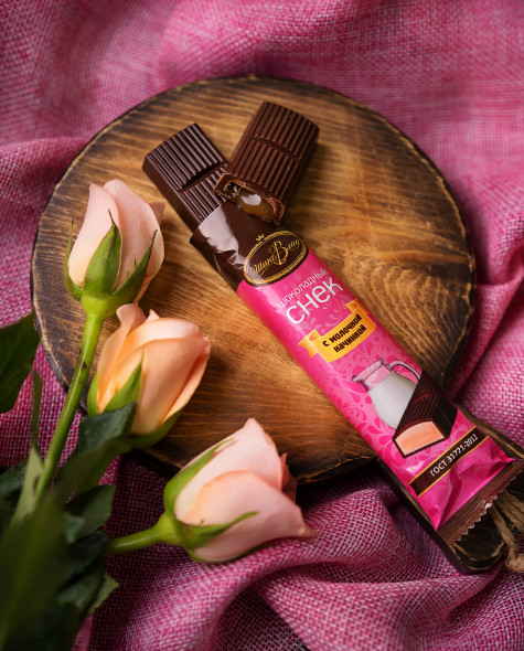 Шоколадный снек с молочной начинкой