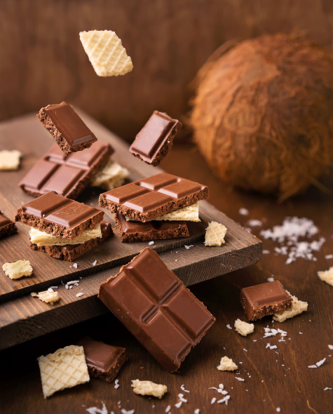 Молочный с кокосовой стружкой и вафельной крошкой