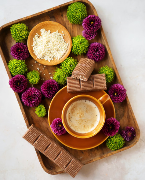 Молочный с кунжутом