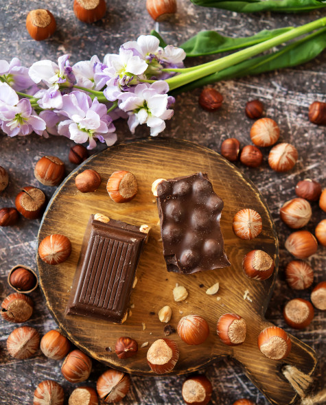 Тёмный с фундуком