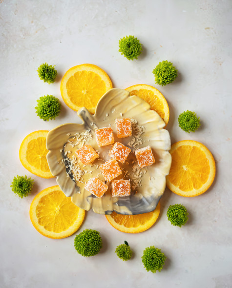 С апельсином в кокосовой стружке